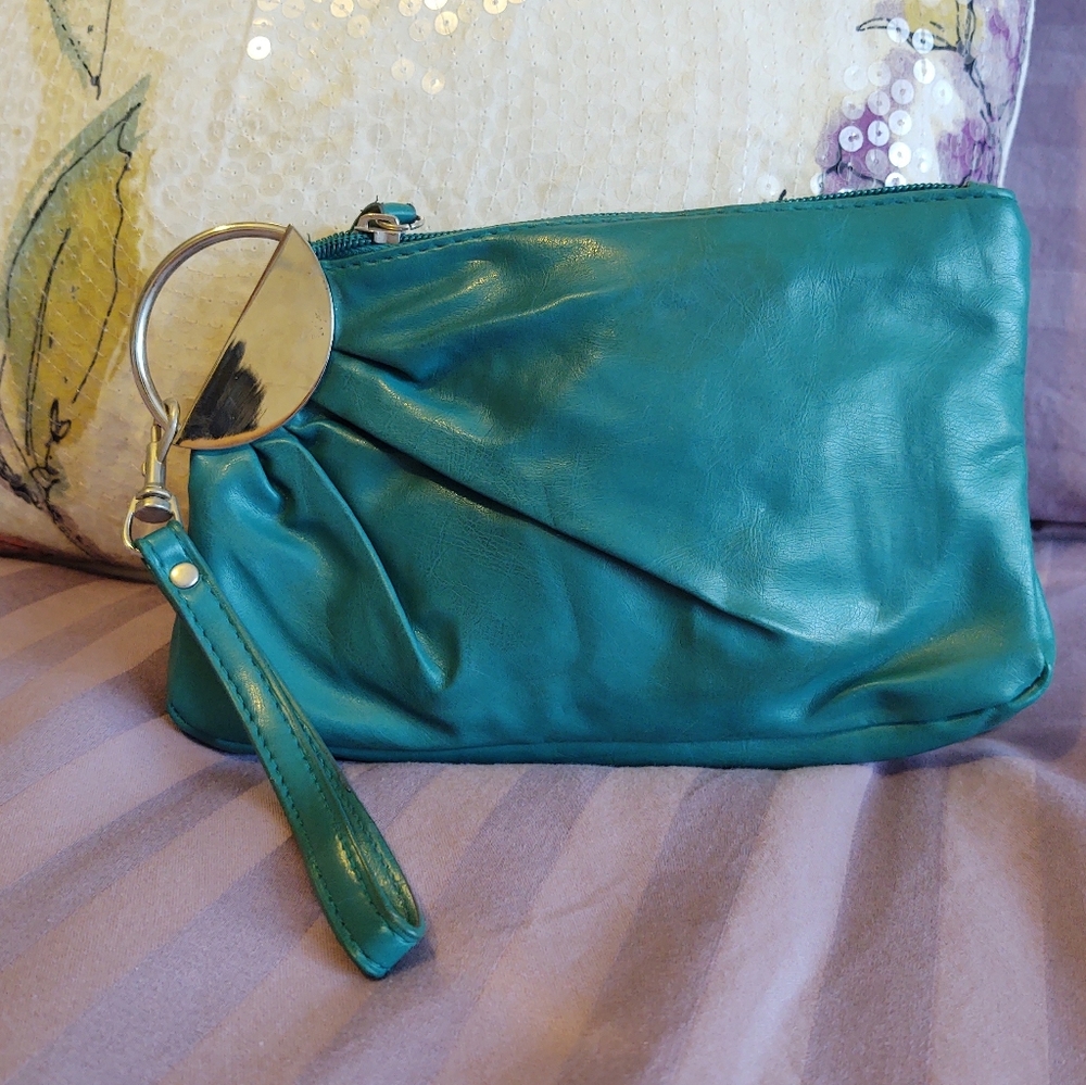 Wristlet
